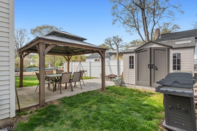 71 Parker Ave, Hawthorne Boro, NJ 07506