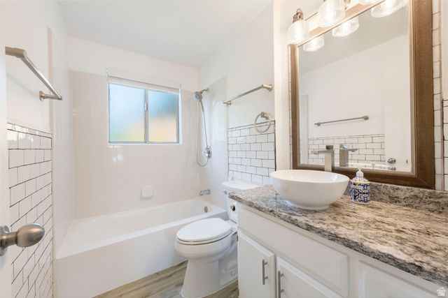 1893 E WELLINGTON CIR, Holladay, UT 84117