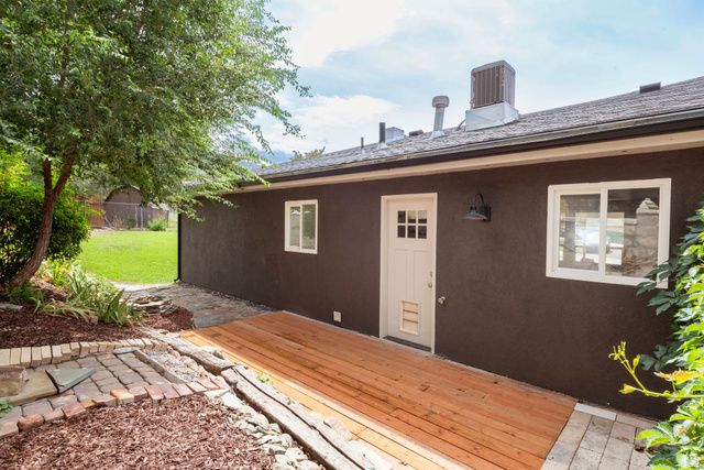 1893 E WELLINGTON CIR, Holladay, UT 84117