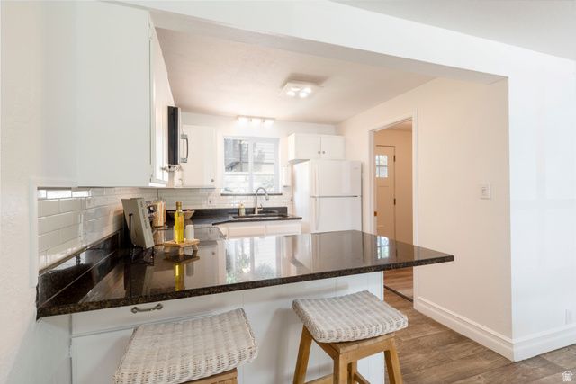 1893 E WELLINGTON CIR, Holladay, UT 84117