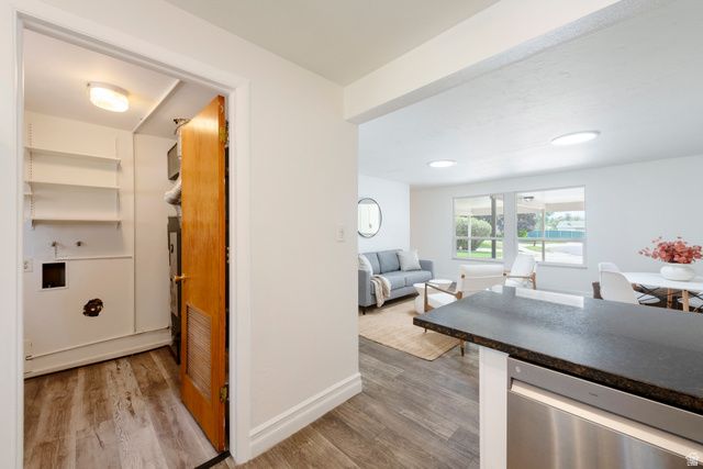 1893 E WELLINGTON CIR, Holladay, UT 84117