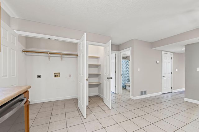 1405 RALEIGH DR, Columbia, MO 65202