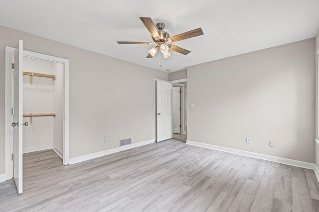 1405 RALEIGH DR, Columbia, MO 65202