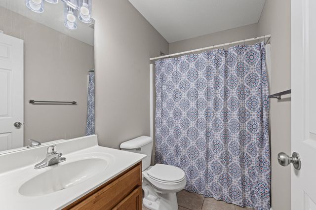 1405 RALEIGH DR, Columbia, MO 65202