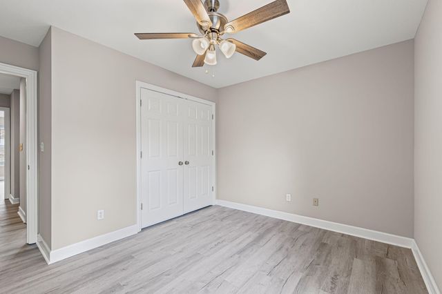 1405 RALEIGH DR, Columbia, MO 65202