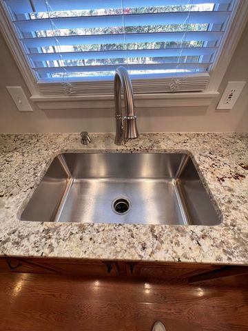 4320 Creek Valley Way, Lexington, KY 40515