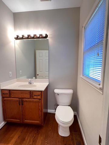 4320 Creek Valley Way, Lexington, KY 40515