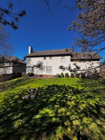 4320 Creek Valley Way, Lexington, KY 40515