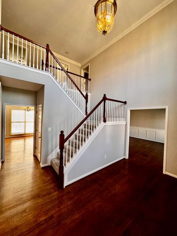 4320 Creek Valley Way, Lexington, KY 40515