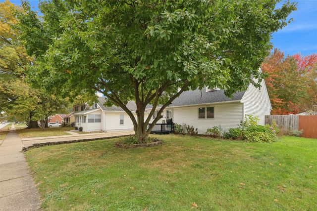 924 13th Street, West Des Moines, IA 50265