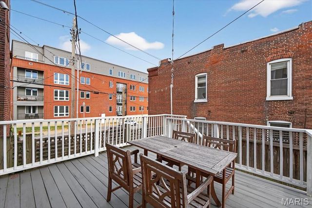 2143 Hickory Street, St Louis, MO 63104