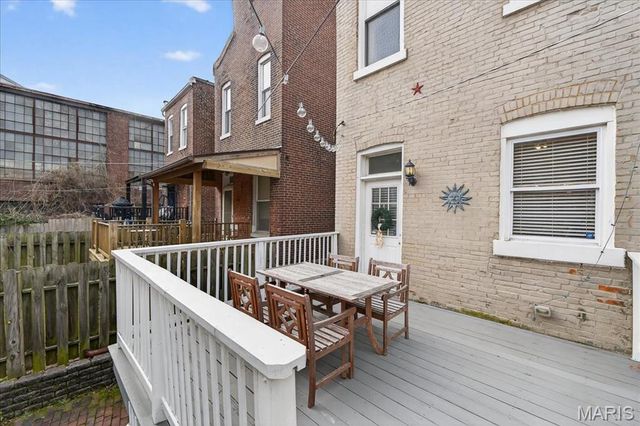 2143 Hickory Street, St Louis, MO 63104