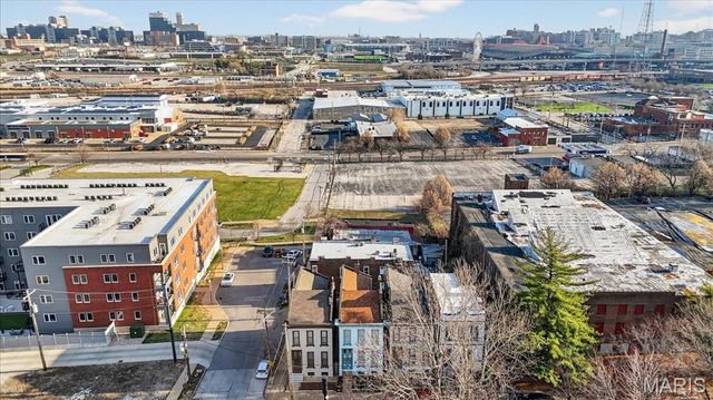 2143 Hickory Street, St Louis, MO 63104