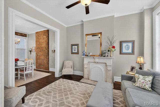 2143 Hickory Street, St Louis, MO 63104