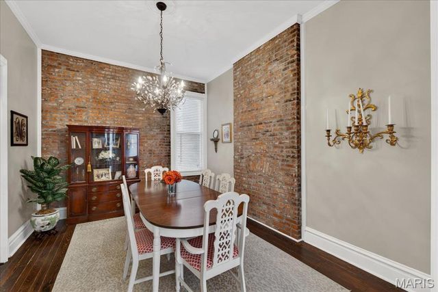 2143 Hickory Street, St Louis, MO 63104