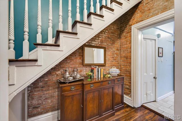 2143 Hickory Street, St Louis, MO 63104