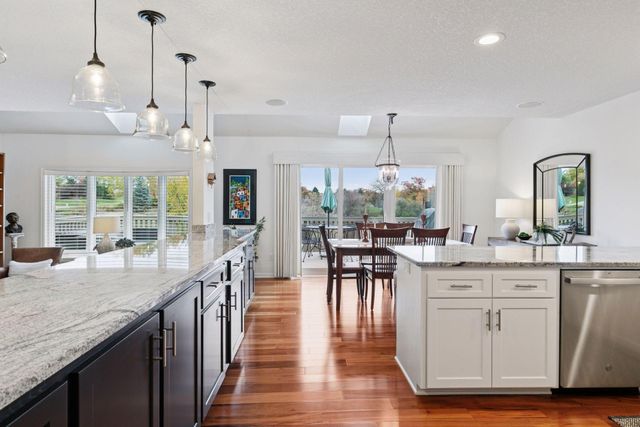 18002 Judicial Way N, Lakeville, MN 55044