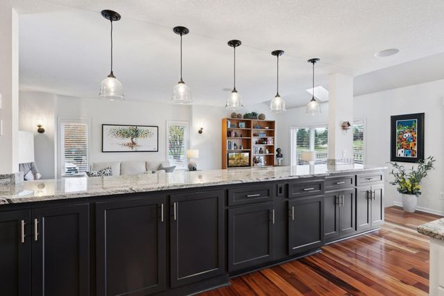 18002 Judicial Way N, Lakeville, MN 55044