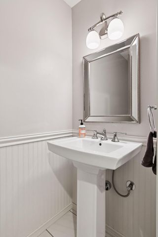 18002 Judicial Way N, Lakeville, MN 55044