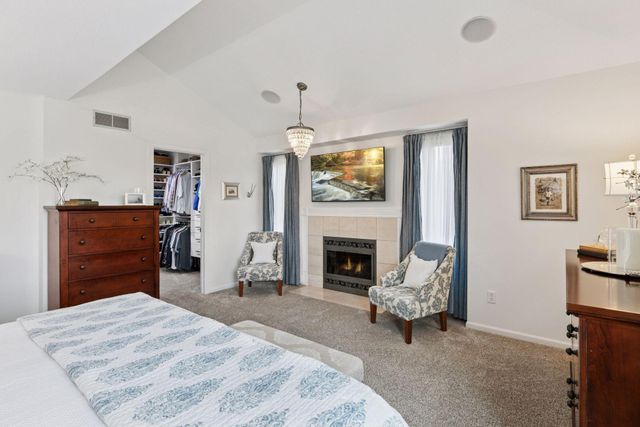 18002 Judicial Way N, Lakeville, MN 55044