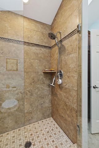 18002 Judicial Way N, Lakeville, MN 55044