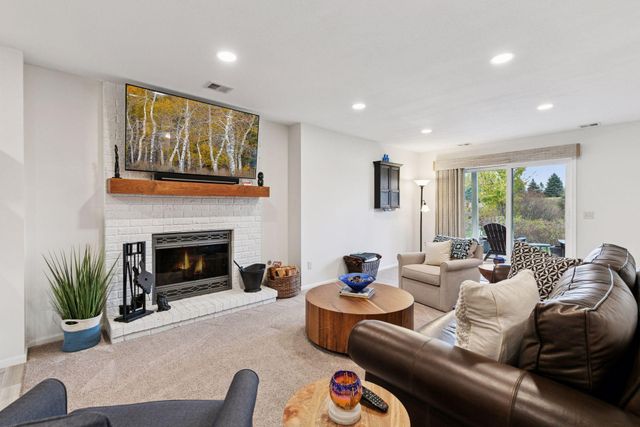 18002 Judicial Way N, Lakeville, MN 55044