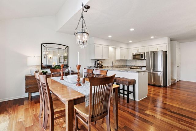 18002 Judicial Way N, Lakeville, MN 55044