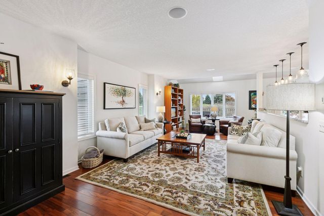 18002 Judicial Way N, Lakeville, MN 55044