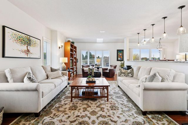 18002 Judicial Way N, Lakeville, MN 55044