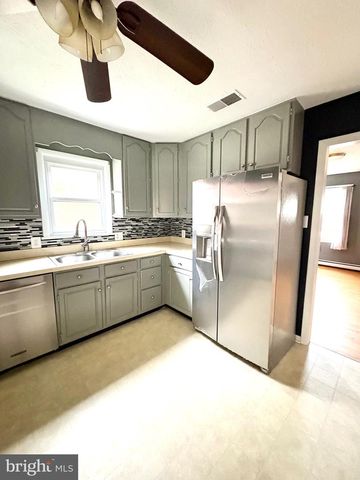 205 PARKWAY STREET, Winchester, VA 22601