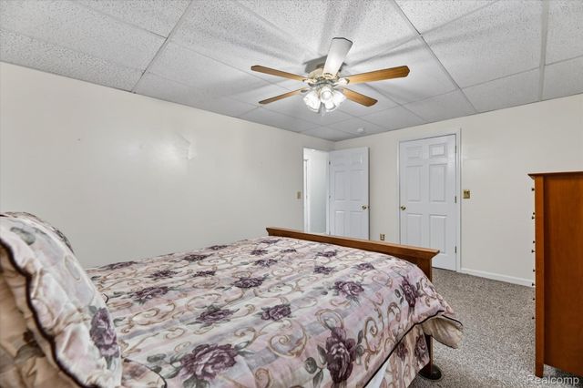 10044 Arlington Circle 145, Green Oak Township, MI 48178