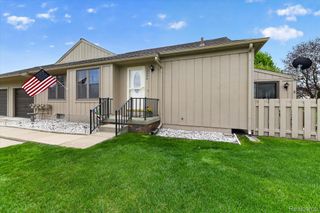 10044 Arlington Circle 145, Green Oak Township, MI 48178