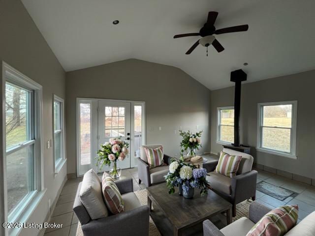 225 Donna Ave, Taylorsville, KY 40071