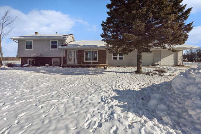 5740 N Coleman Road, Coleman, MI 48618