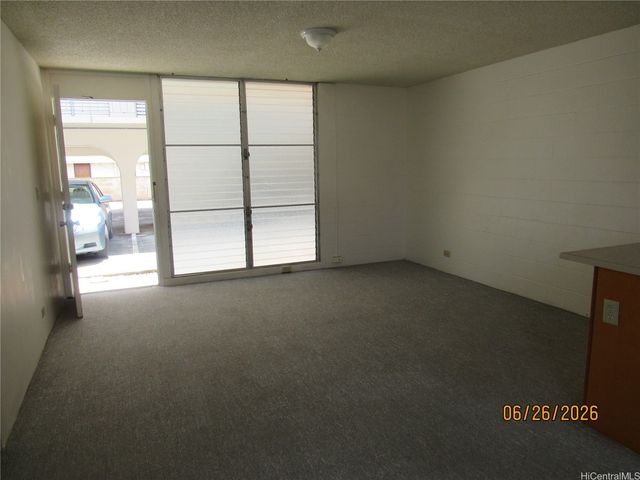 3111 Brokaw Street 102, Honolulu, HI 96815