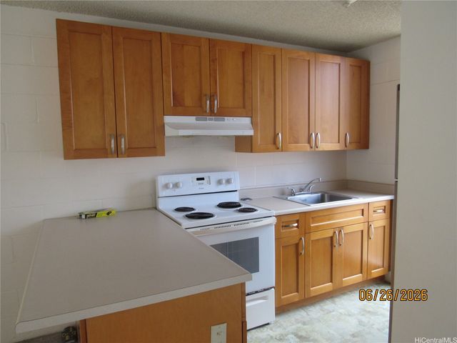 3111 Brokaw Street 102, Honolulu, HI 96815