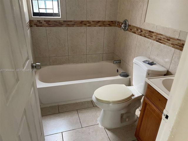 720 NW 134th St, North Miami, FL 33168