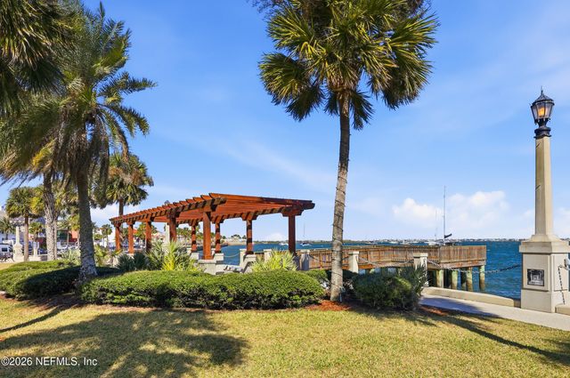 20 RED HOUSE Circle, St. Augustine, FL 32084