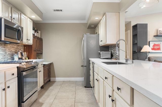 8406 Seminary Ridge DR, Austin, TX 78745