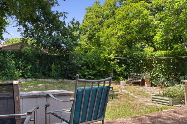 8406 Seminary Ridge DR, Austin, TX 78745