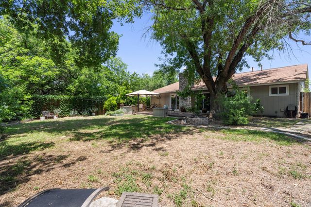 8406 Seminary Ridge DR, Austin, TX 78745
