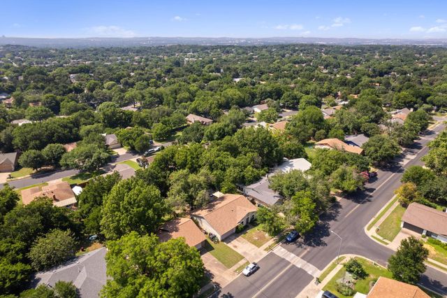 8406 Seminary Ridge DR, Austin, TX 78745