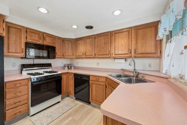 223 E Patty LANE, Monroeville, PA 15146