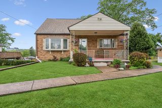 223 E Patty LANE, Monroeville, PA 15146