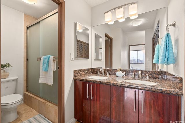 55 S Kukui Street D1314, Honolulu, HI 96813