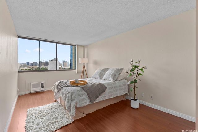 55 S Kukui Street D1314, Honolulu, HI 96813