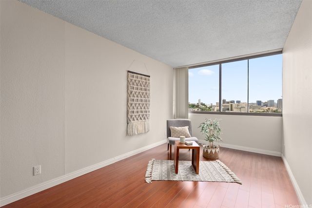 55 S Kukui Street D1314, Honolulu, HI 96813