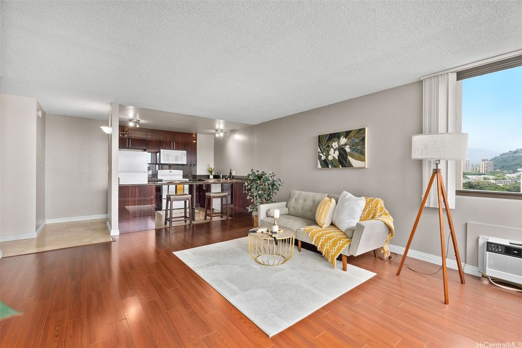 55 S Kukui Street D1314, Honolulu, HI 96813