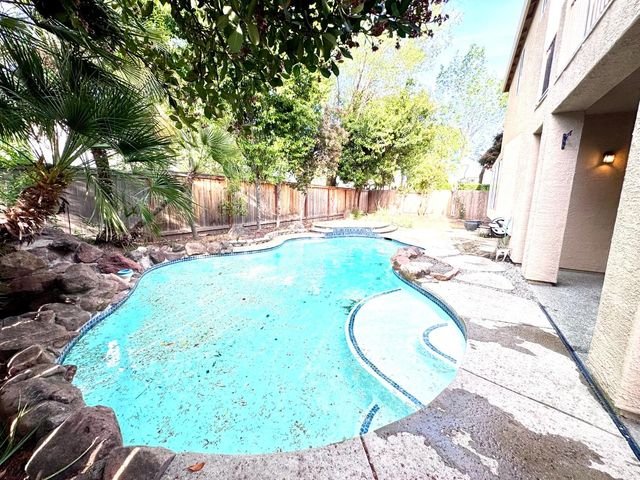 1661 Baines Ave, Sacramento, CA 95835