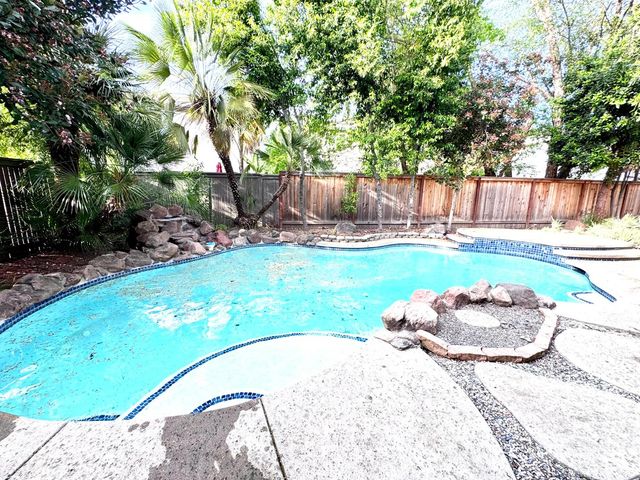 1661 Baines Ave, Sacramento, CA 95835